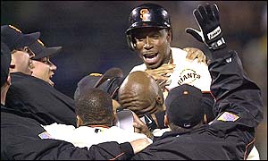 Kenny Lofton takes the acclaim