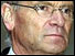Photograph of Jeffrey Archer in 2001
