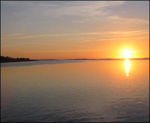 Sunset over the Menai Straits from Caernarfon (Mike Guest from Halifax)