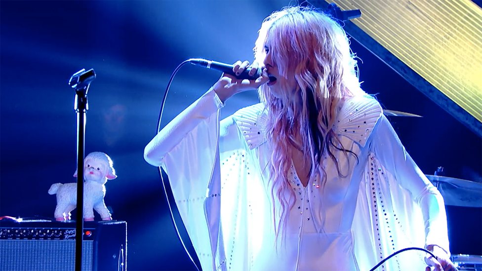 [WATCH] Starcrawler - I Love LA