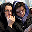 دو زن ايرانی در حوزه رای گيری