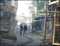 ہنگو کے ایک بازار میں دھماکے سے دو زخمی ہوئے ہیں