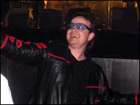 Bono look-a-like