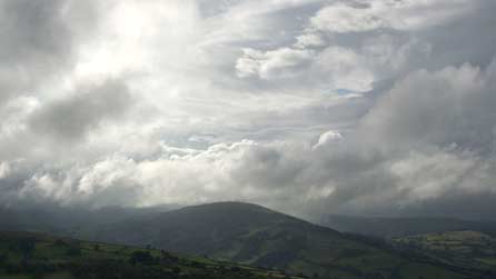 welsh-clouds2_446.jpg