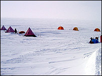 سائنسدانوں کا کیمپ 