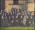 Image of members of the first Dáil