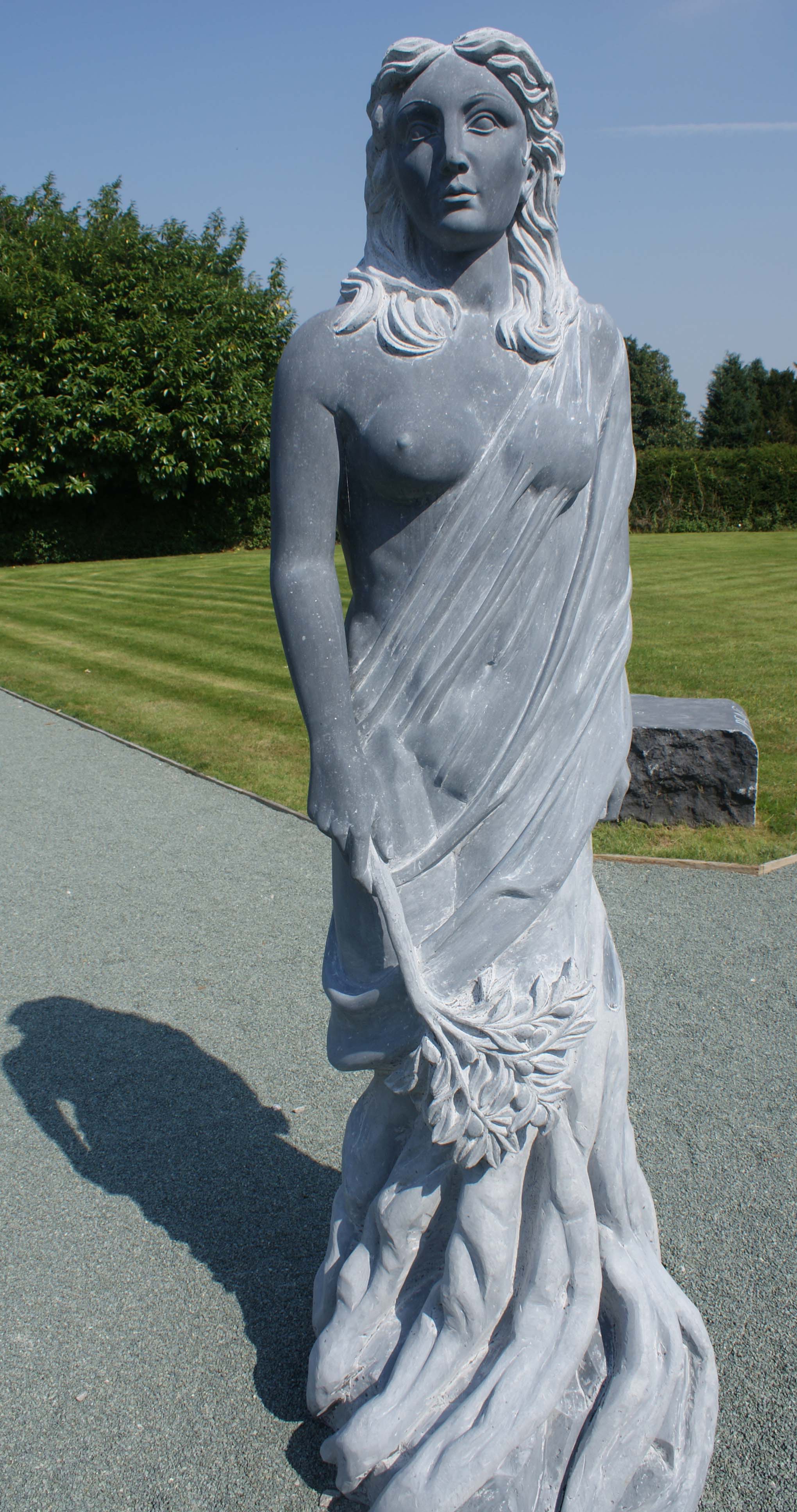 A statue representing Wisdom