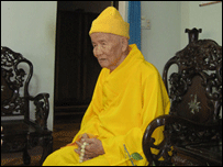 Đại lão Hòa thượng Thích Huyền Quang