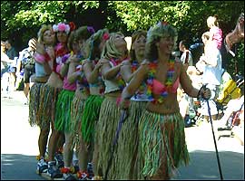 Hula girls