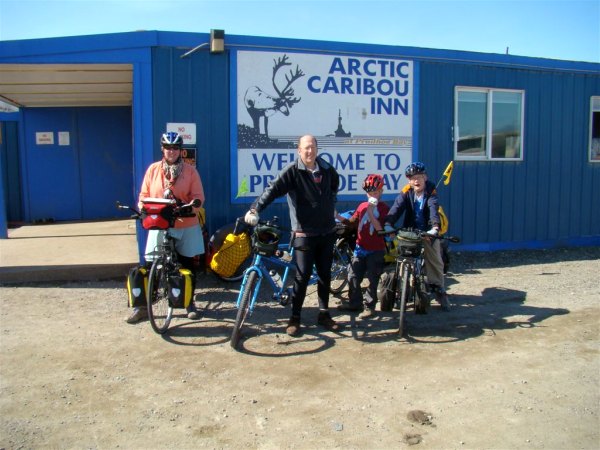 family_on_bikes_3.jpg