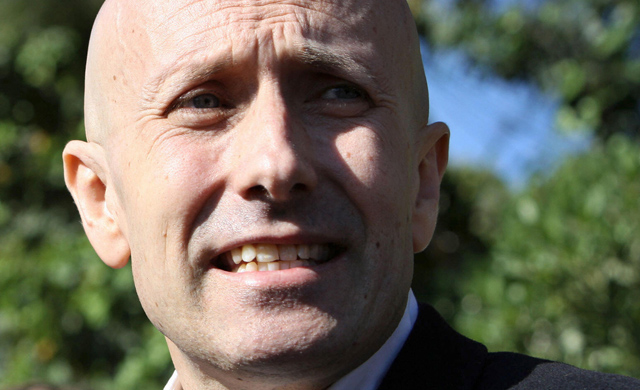 BBC Arabic Television presenters Tony El-Khoury (left), Lina Musharbash (2nd left), Fida Bassil (2nd right) and Osman Ayfarah (right) in March 2008. (Photo: AFP