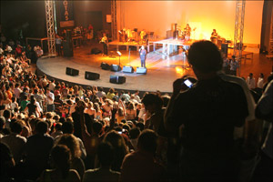 معین