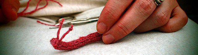 Small woollen snail almost complete, missing shell