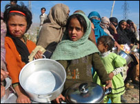 کھانے کے لیے قطاریں