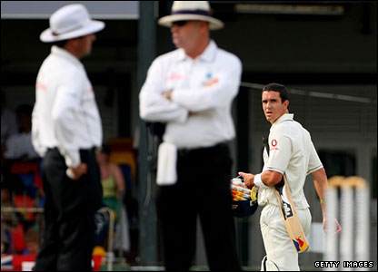 Pietersen walks as the umpires confer