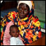 Mulher em campo de refugiados em Darfur