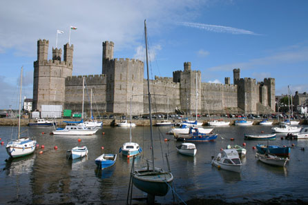Caernarfon Castle © Y Lolfa