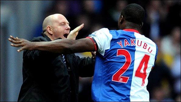 Blackburn boss Steve Kean and Yakubu celebrate the first goal against Swansea