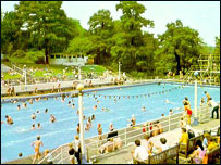 Trentham Gardens Swimming Pool