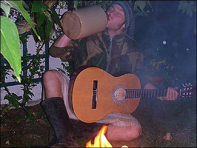 Steve enjoys a break between songs!