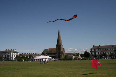 Picture taken at Silloth Kite Festival by Richard Place on 25th July 2009.