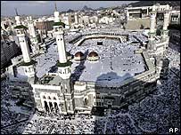 Đại thánh thường Hồi giáo Mecca có thể sẽ là nơi tổ chức các cuộc đối thoại của người Palestine