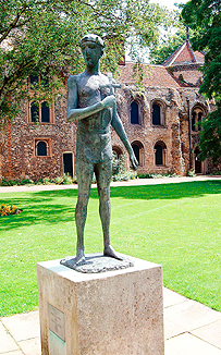 St Edmund Statue