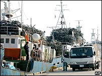 Navios norte-coreanos em porto japonês