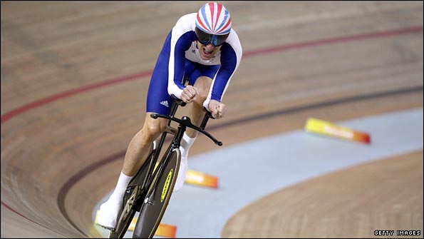 Bradley Wiggins scorches to a second straight Olympic individual pursuit gold in Beijing last year