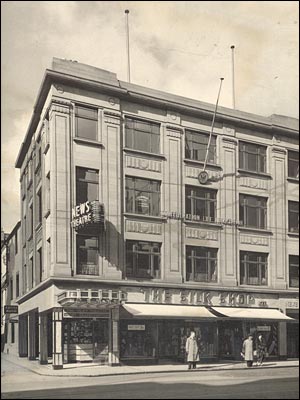 Newcastle News Theatre