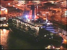 QE2