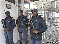 SAfricanpolice.jpg