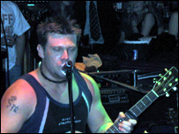 Justin Thorne playing at Chicago Rock