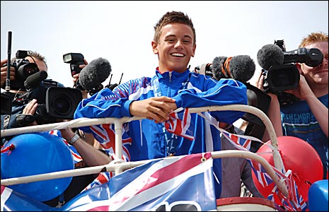 Tom Daley on the bus