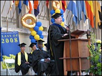 Craig talking to students