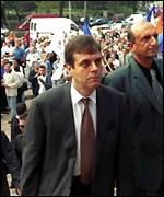 Hlavní opoziční kandidát Vojislav Koštunyca