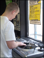 DJ