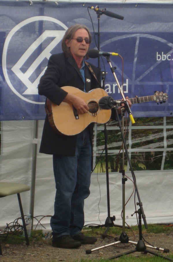 Thumbnail image for Dougie-MacLean2.JPG