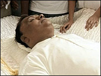 Mr Premachandra's body at his home (photo: LankaNewsWeb)