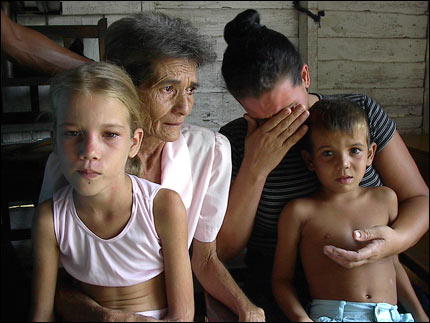 Familiares de desaparecidos en el mar (Foto: Raquel Pérez)