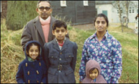 Manoj, Deepashri and family