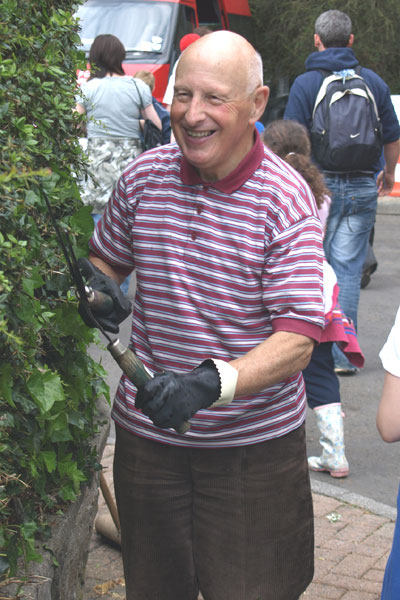 Male volunteer