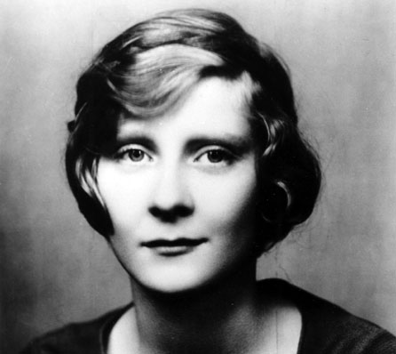 Photograph of Peg Entwistle (courtesy of the Bruce Torrence Hollywood Photograph Collection/Hollywood Sign Trust © HollywoodPhotographs.com)