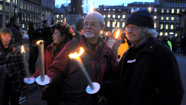 Celtic Connections Torchlight Parade. Photo by Louis Decarlo.