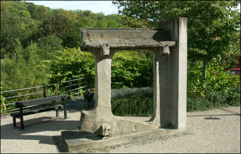 Click to read the inscription