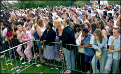Urban Stage crowd: copyright Chris Woods 
