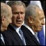 Bush entre premiê e presidente israelenses