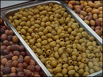 A range of olives to taste and try