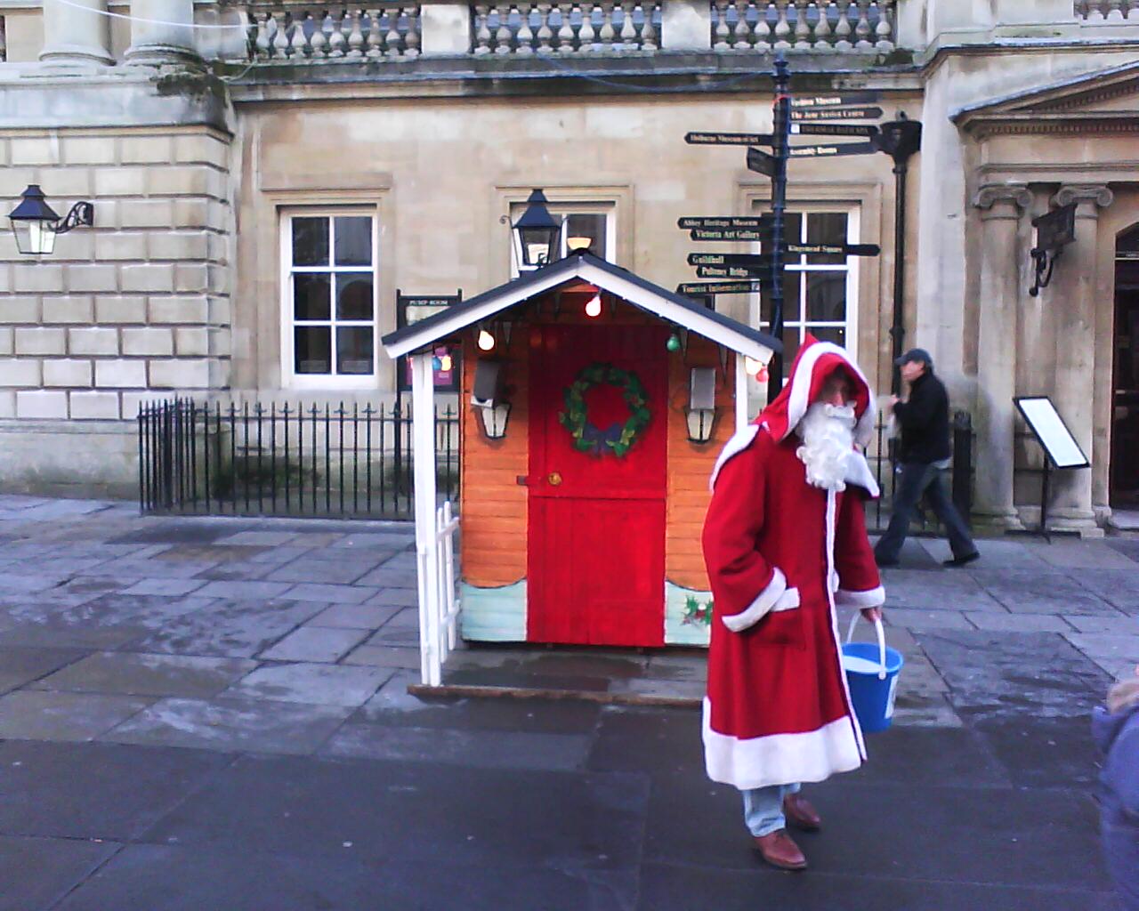 Bath Santa hoping for a white Christmas!