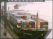 Barco com produtos de exportação